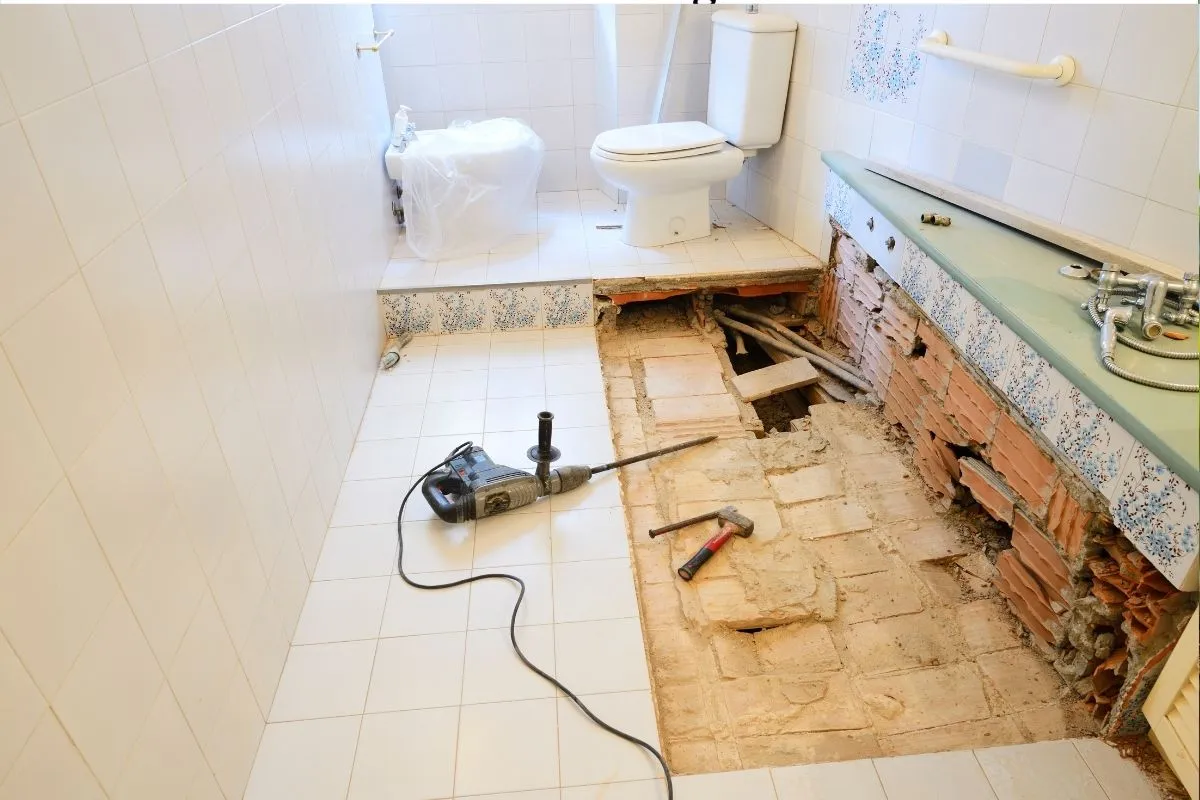 What Essential Materials Do You Need To Remodel An Old Bathroom?
