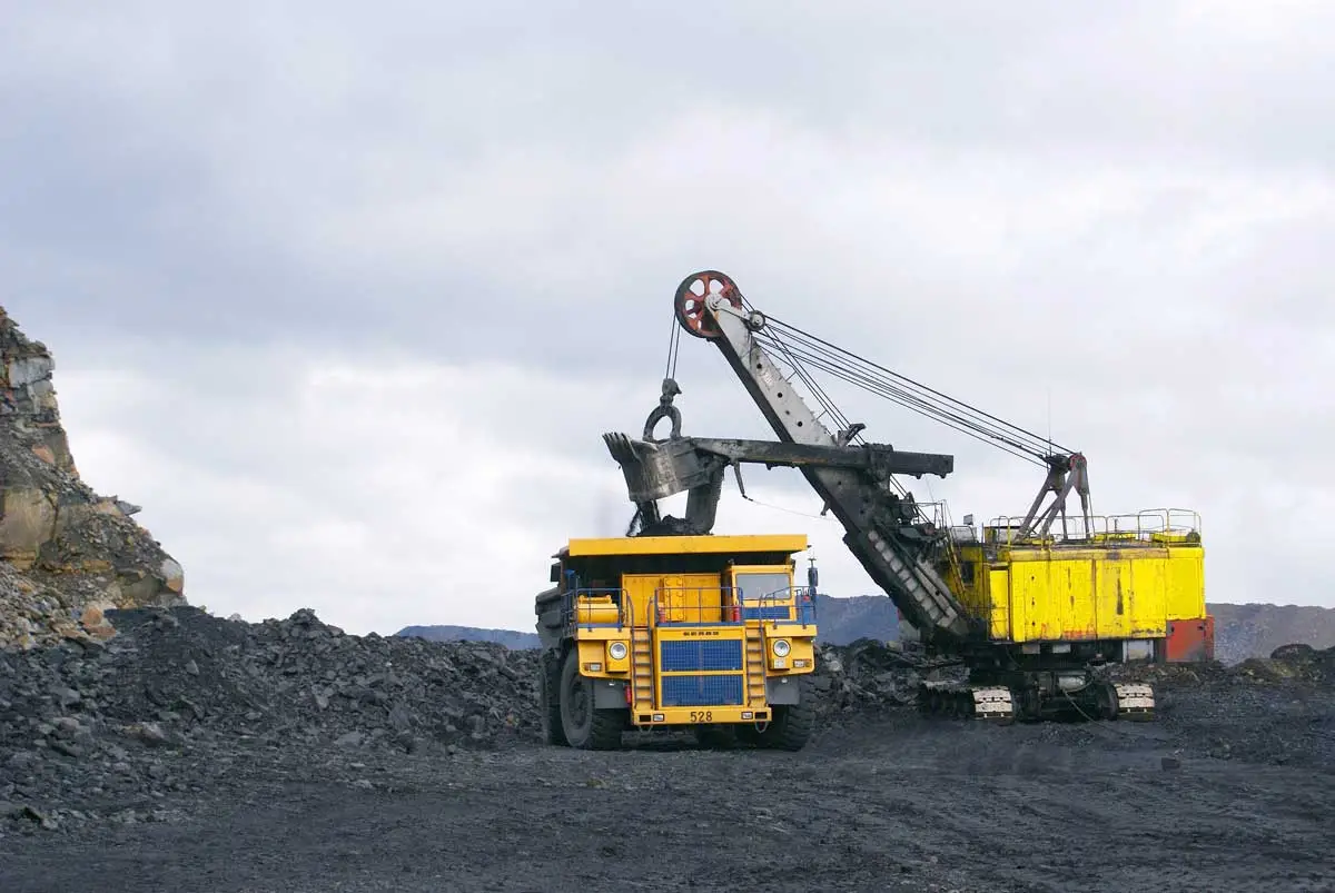 Coal India surpasses annual output target for first time in 17 years