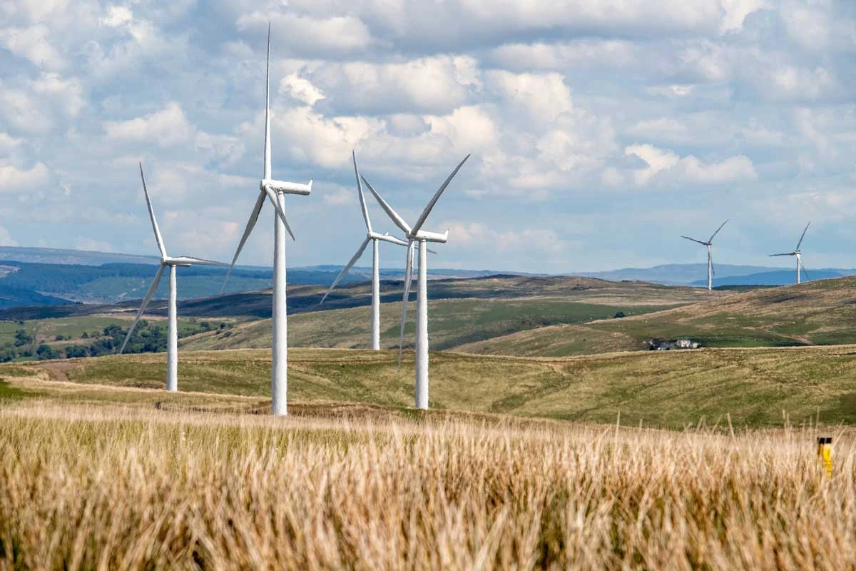 Tata Power arm receives Letter of Award for 255-MW wind-solar hybrid