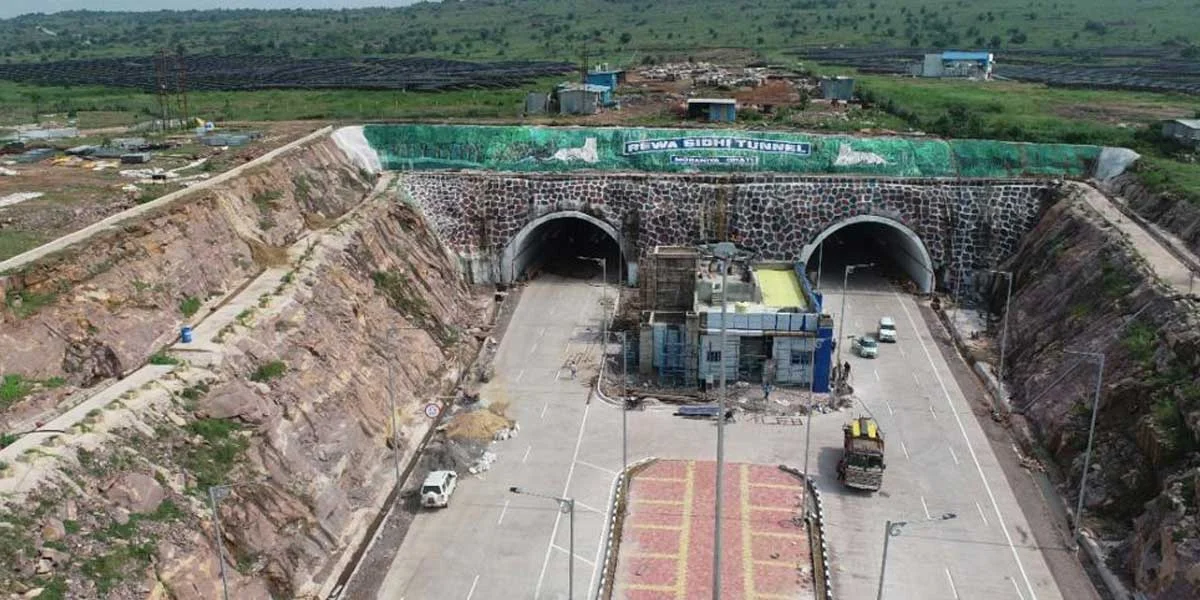 Gadkari inaugurates 7 NH projects worth Rs 24.44 bn in MP